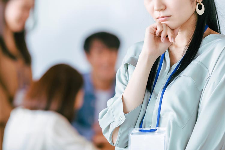 職場のストレスのイメージ写真